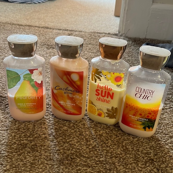 Bath & Body Works Accessories 4 Bottles Of Bath And Body Works All
